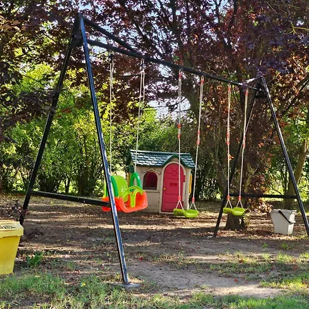Tre Di Cuori Bed & Breakfast 3*