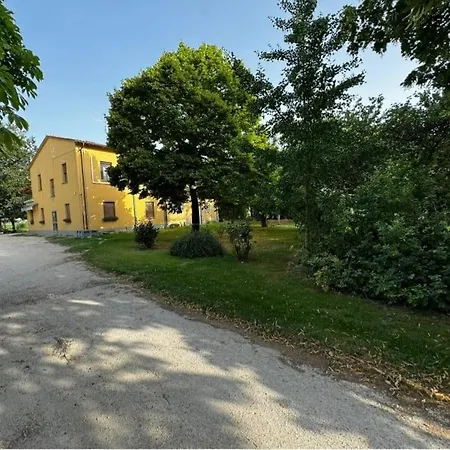 Tre Di Cuori Bed & Breakfast 3*